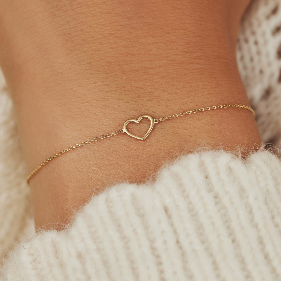 Women’s Heart Charm Bracelet | Adjustable