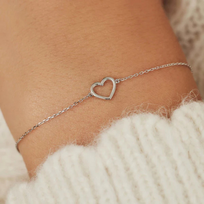 Women’s Heart Charm Bracelet | Adjustable