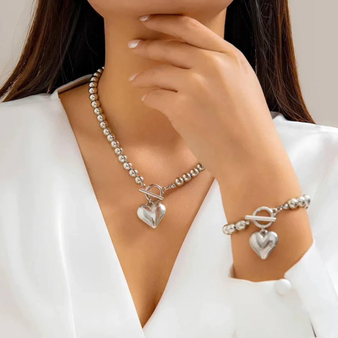 Women’s Pearl Heart Necklace Bracelet Set