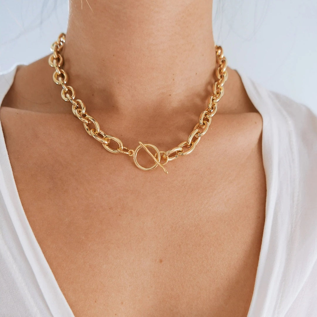 Women’s Chunky Chain Necklace | Toggle Clasp