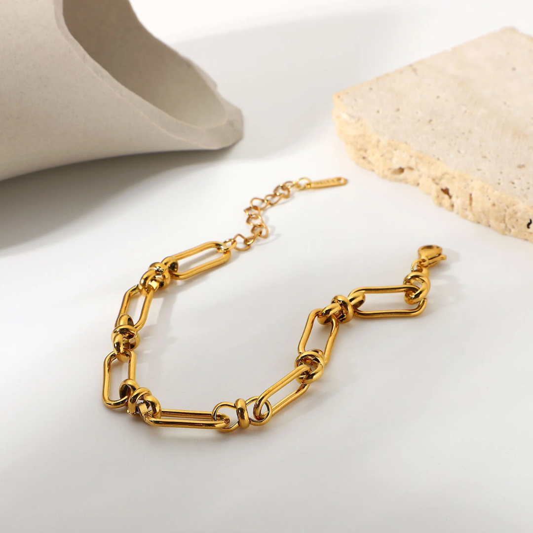 Women’s Paperclip Chain Bracelet