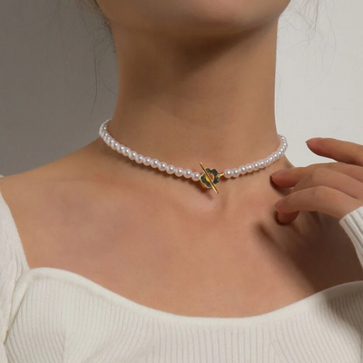 Women’s Floral Choker Necklace