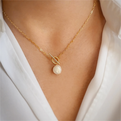 Women’s Freshwater Pearl Necklace