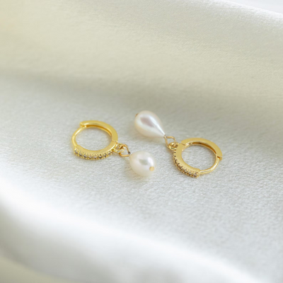 Women's Baroque Freshwater Pearl Hoop Earrings