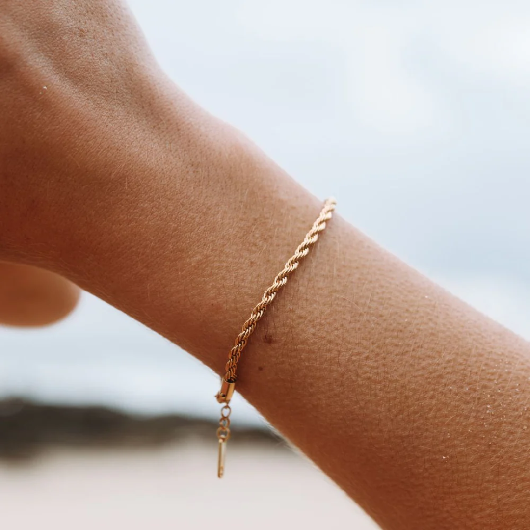 Women’s Rope Chain Bracelet