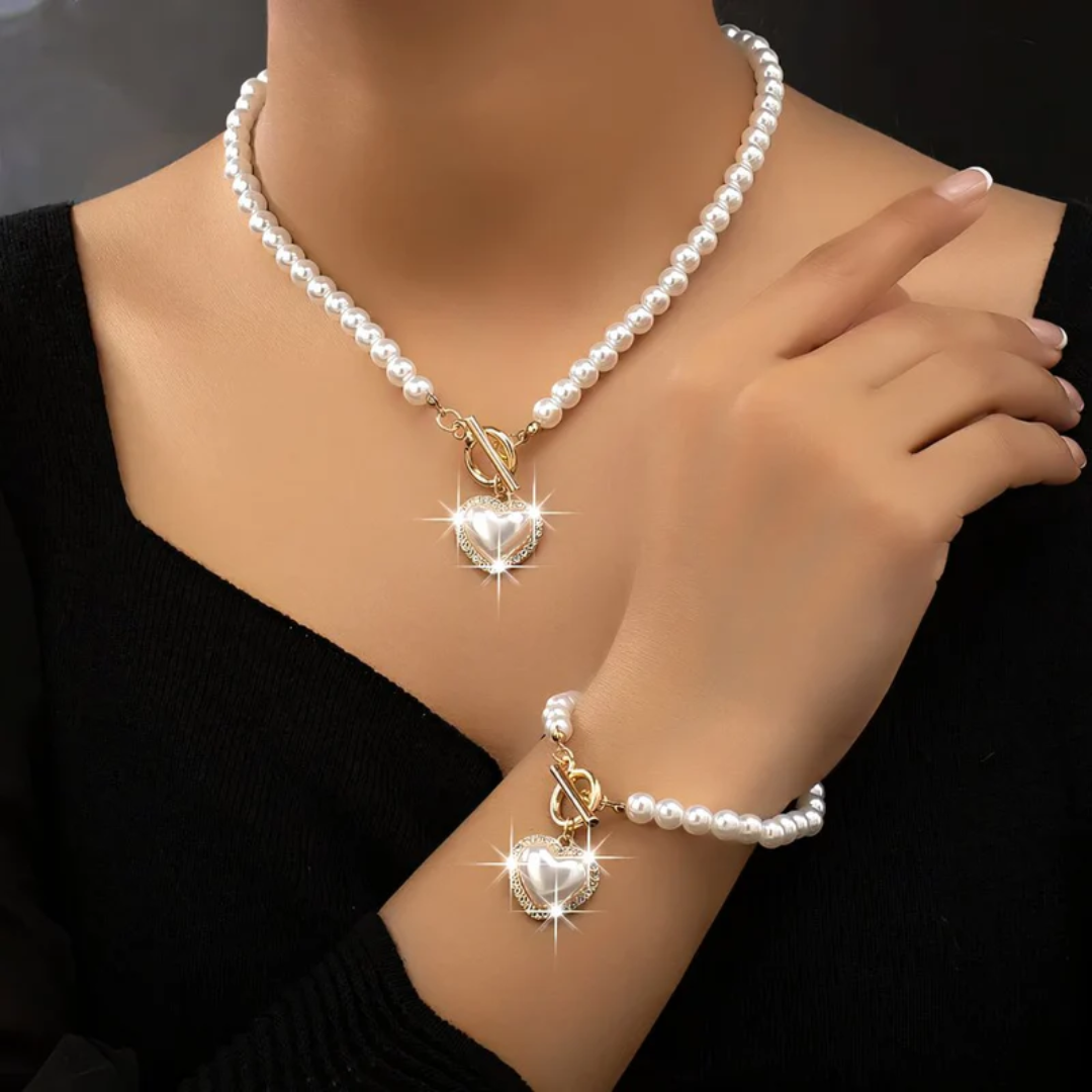 Women’s Pearl Heart Necklace Bracelet Set