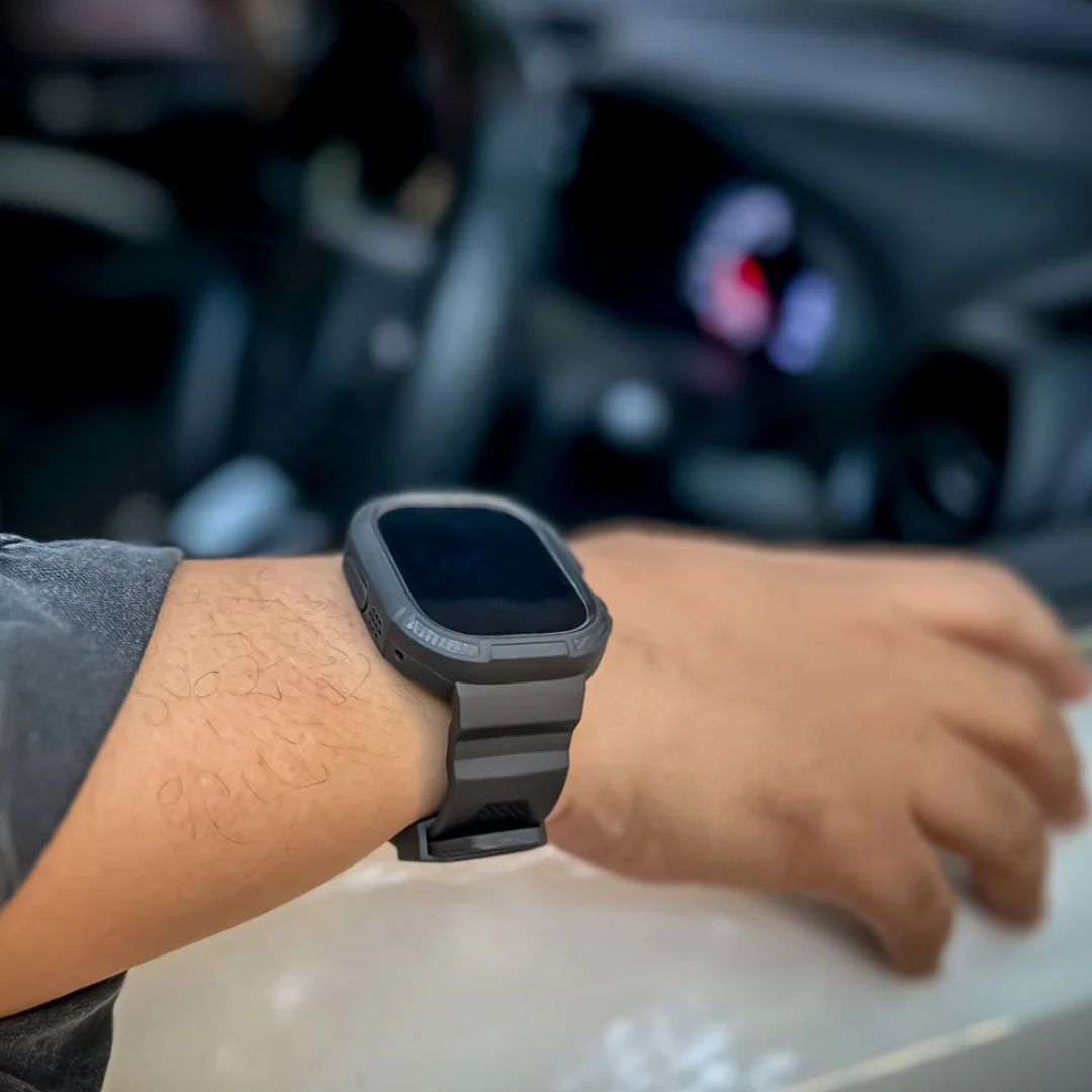 Unisex Rugged Smartwatch Strap with Case 42/44mm