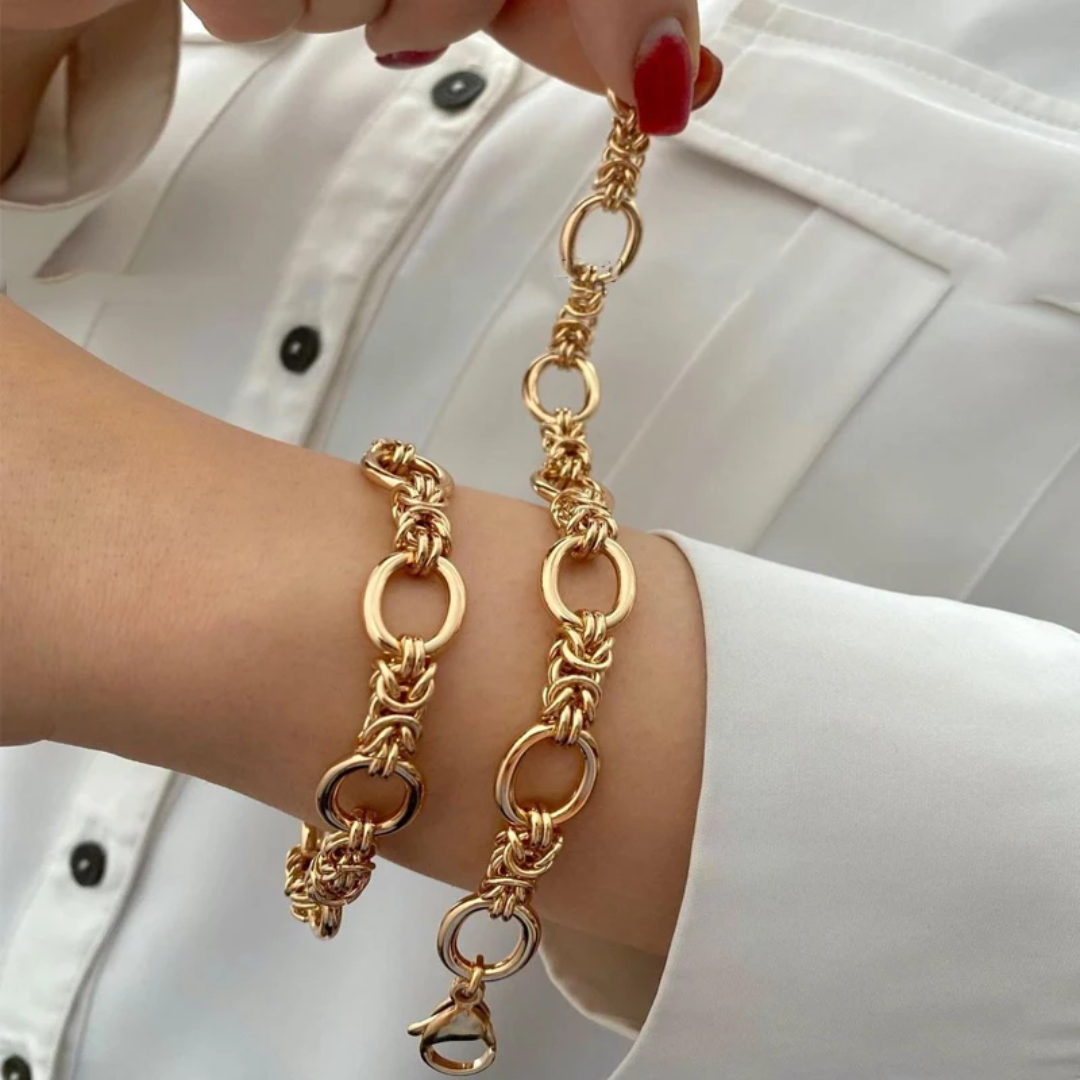 Women’s Statement Chain Bracelet