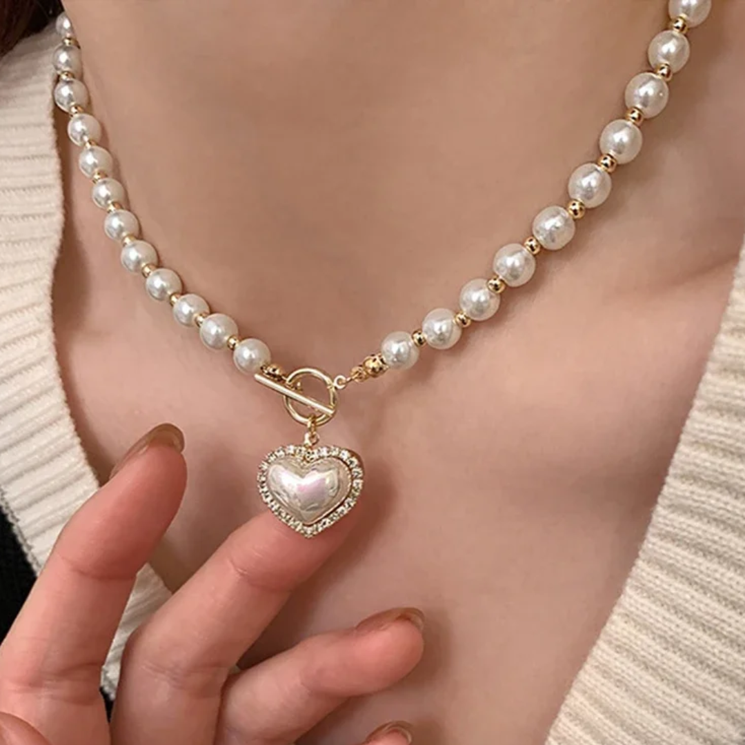 Women’s Pearl Heart Choker Necklace