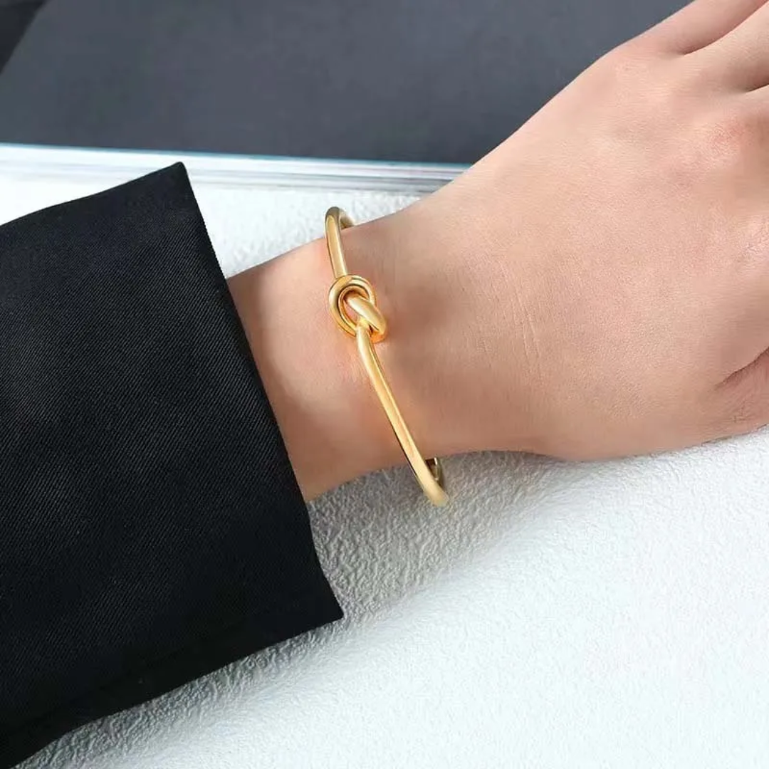 Women’s Knot Cuff Bracelet