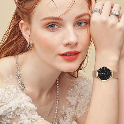 Unisex AMOLED Smartwatch 1.19" Display